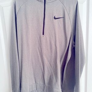 Nike qtr zip pullover
